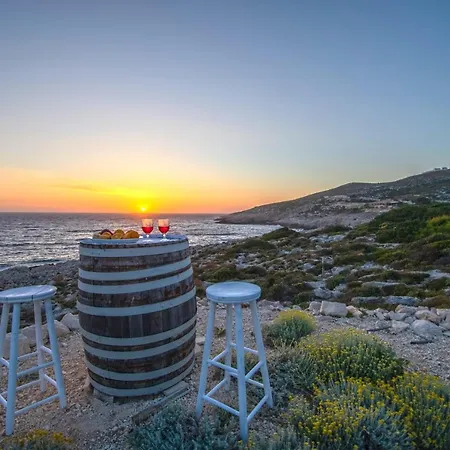 펜션 White Rock Cave By 